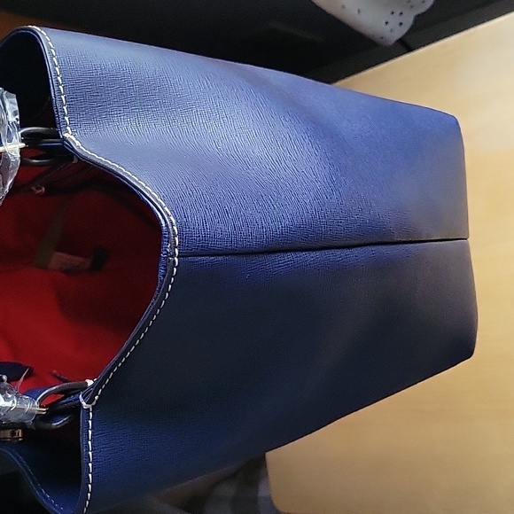 Brand new Dooney & Bourke Saffiano Leather Tote Small Flynn Marine - Picture 7 of 8